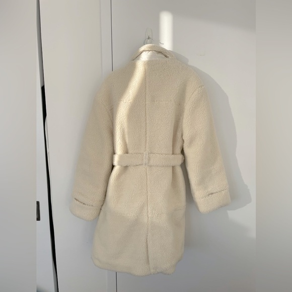 Danielle Guizio Sherpa coat in cream NWOT - Picture 4 of 6